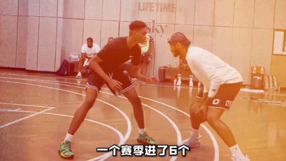 杨毅老师谈甜瓜安东尼的关键球能力